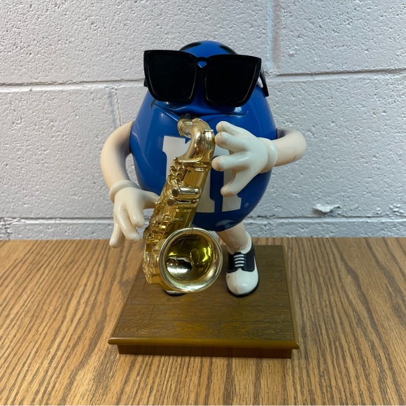 M&Ms Vintage 1998-99 Blue Saxophone Player  M&M Candy Dispenser M&M’s Collectors - Picture 6 of 8